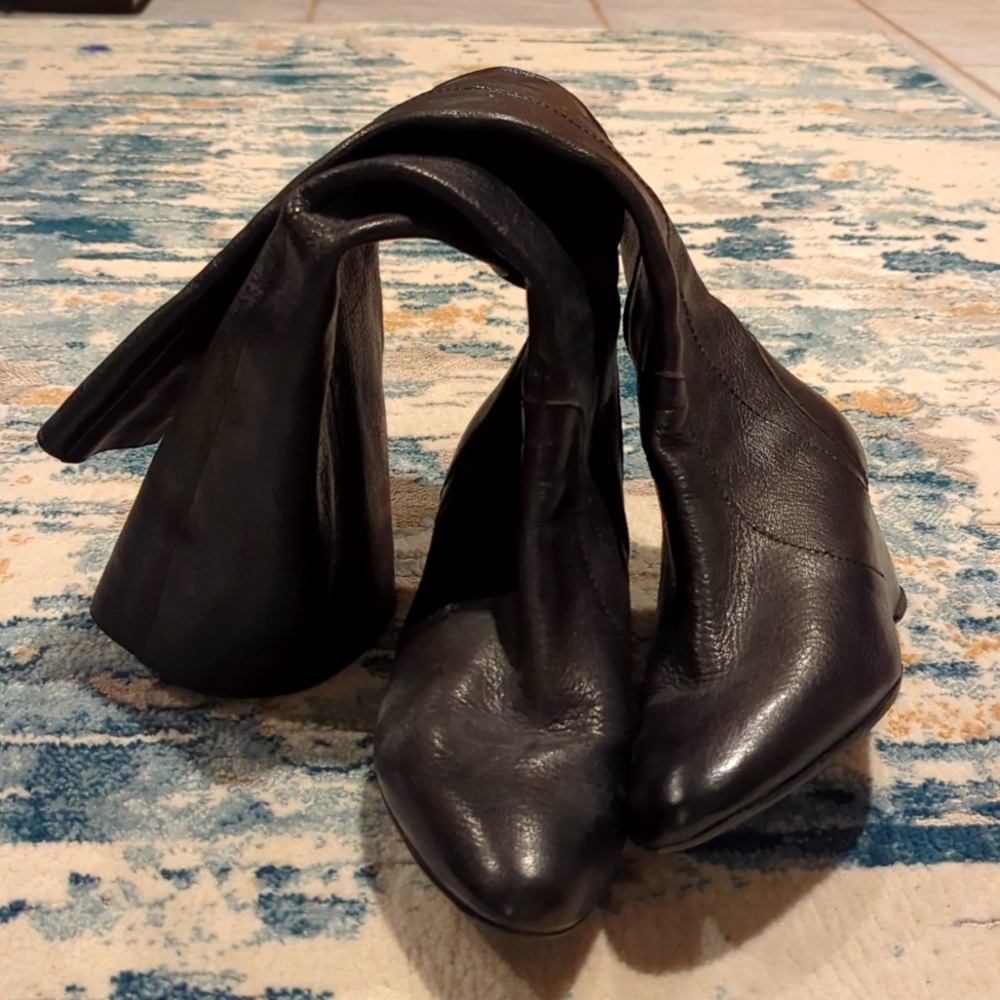 Cynthia Vincent Tall Boot